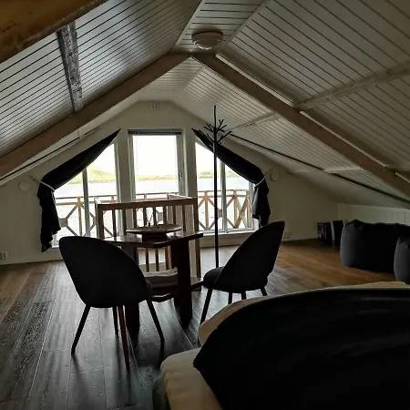 Amazing Sea House
